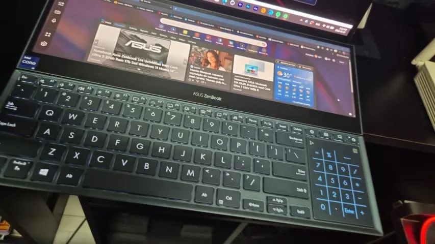 Notebook ASUS I9 Zenbook DUO LINDO, muito CONSERVADO, produto de NICHO - Foto 3