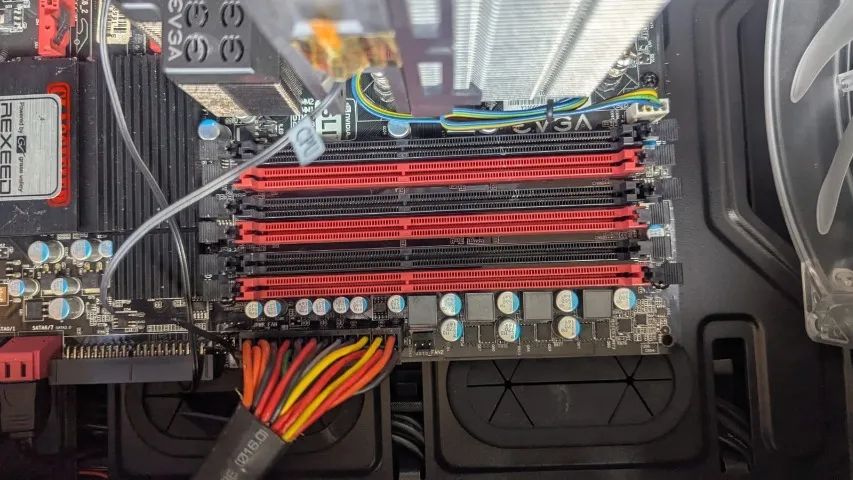 SEM USO Thermaltake  Level 10 GT com Mother Board, CPU e Fonte - Foto 4