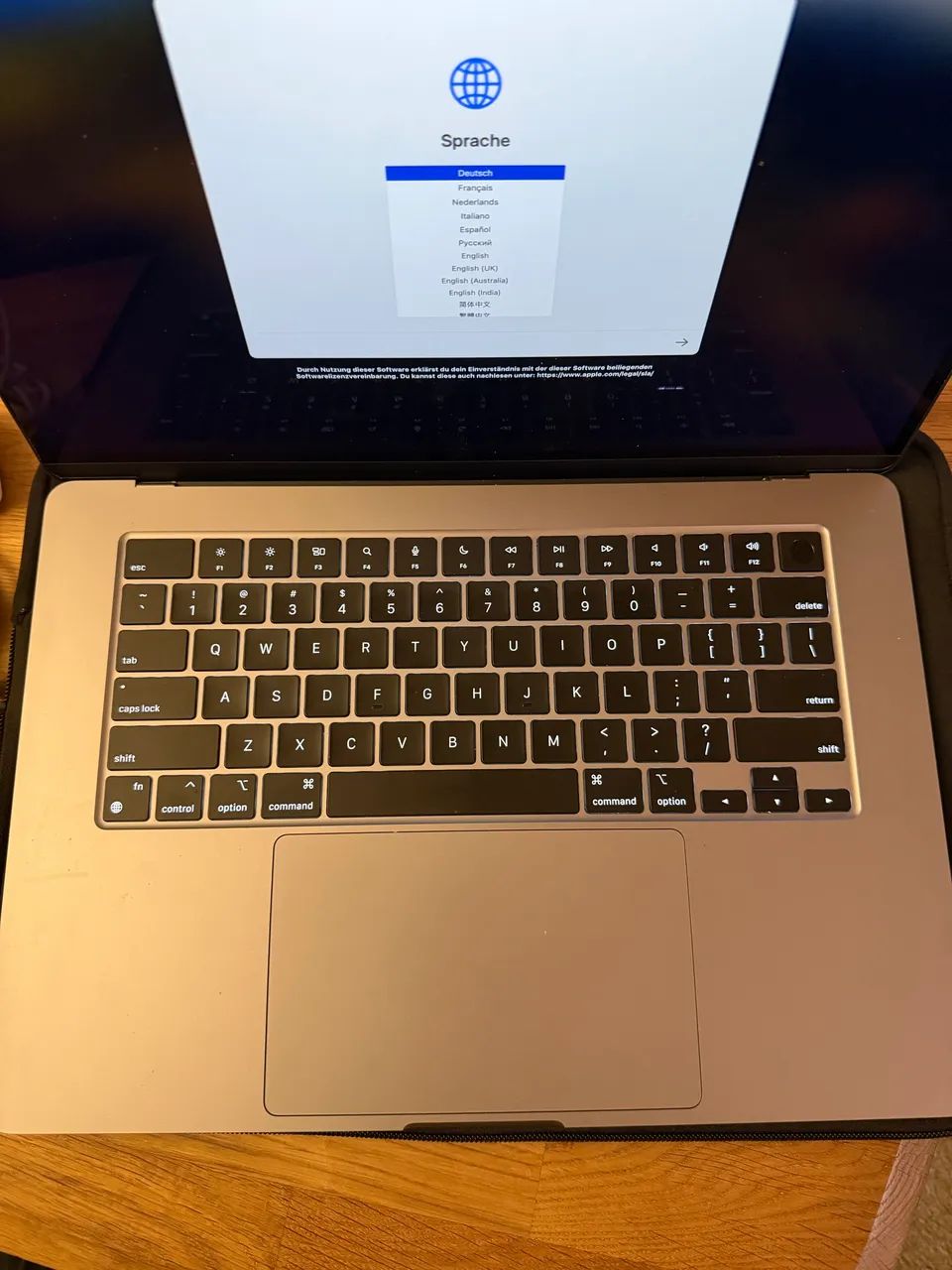 【美品】MacBook Air M3 15インチ 2024 バッテリー100% MacBook Air 15インチ Apple M3チップ搭載モデル [2024年モデル /SSD