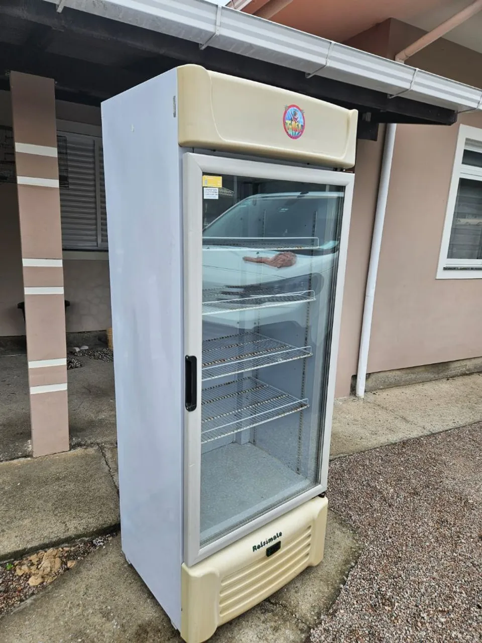 Geladeira expositora 565 litros - Geladeiras e Freezers - Passa