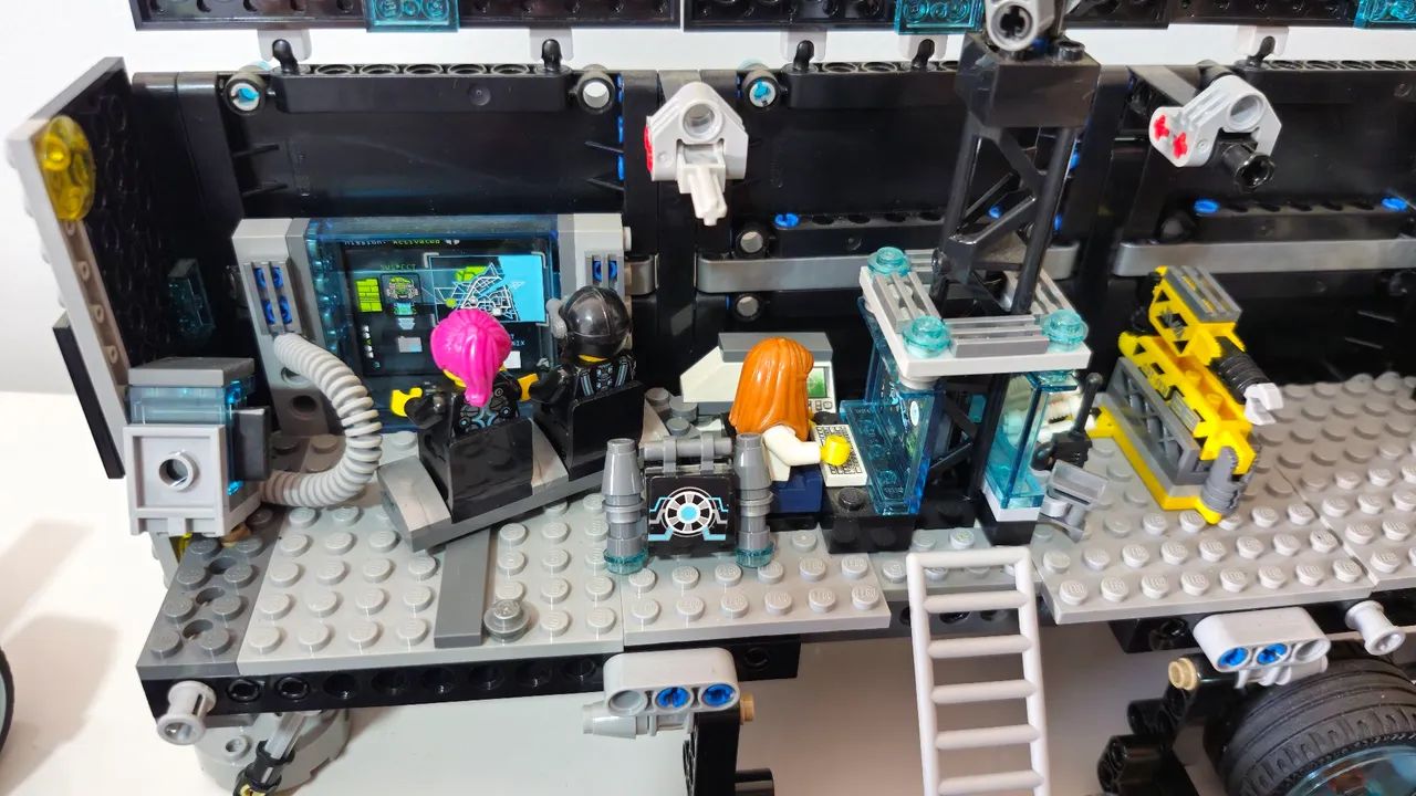 LEGO Ultra Agents Mission HQ (70165) - Foto 4
