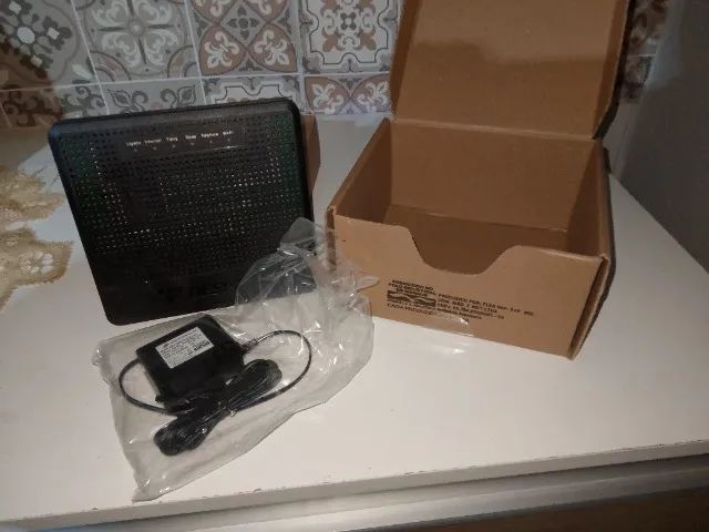 2 Roteadores Arcadyan Desktop + Acessórios - Prontos pra Usar! - Foto 3