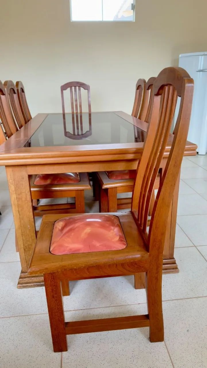 Mesa de Jantar em Madeira com tampo de Vidro + 8 Cadeiras  - Foto 2