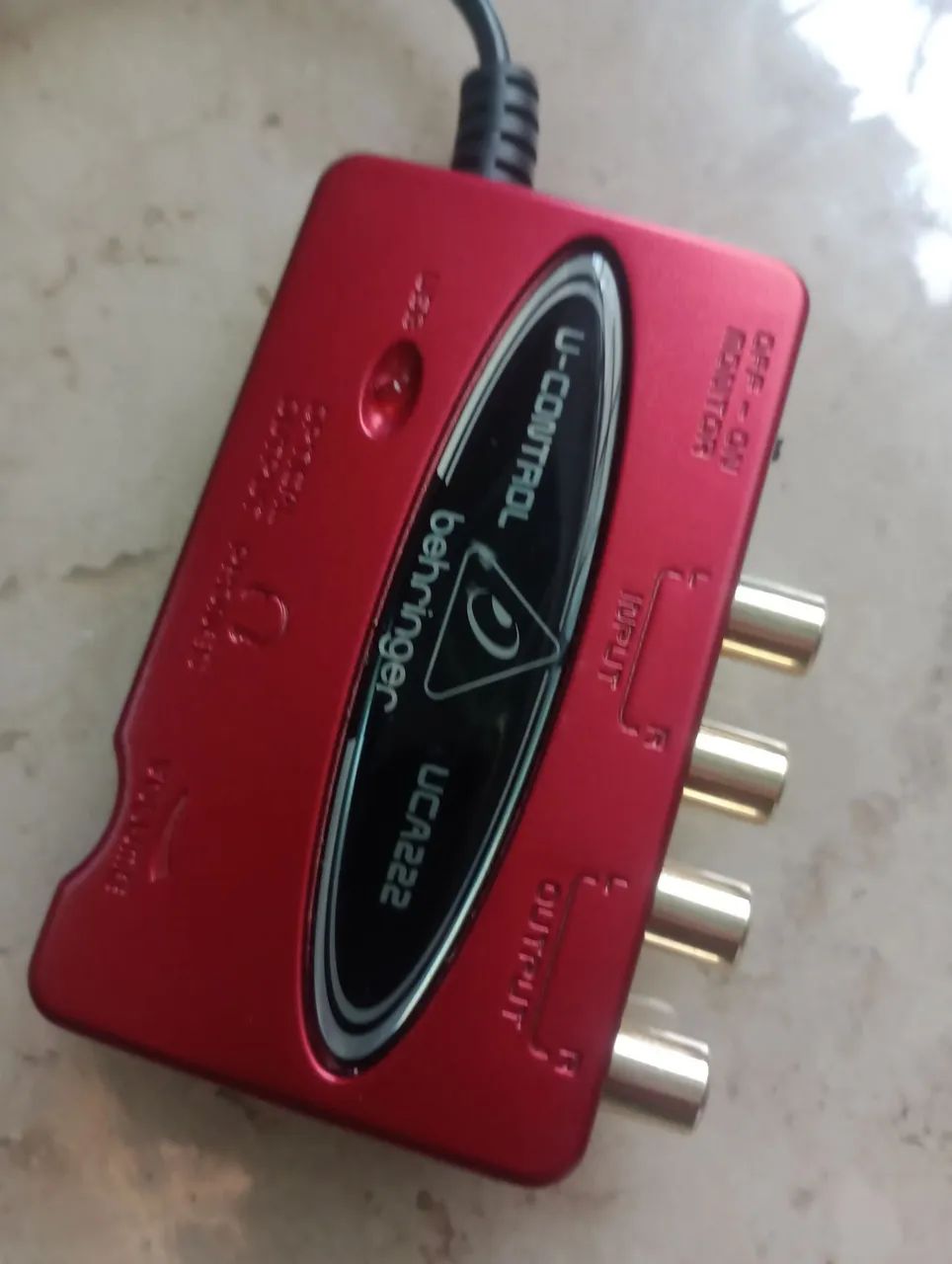 Interface de áudio placa de áudio Behringer UCA222