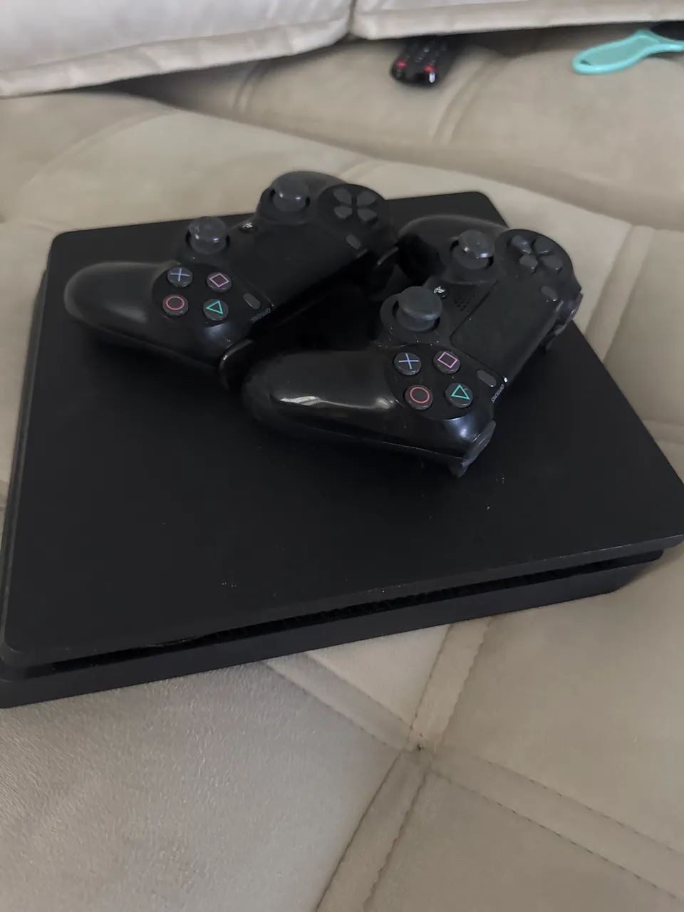 PlayStation 4 slim - Foto 2