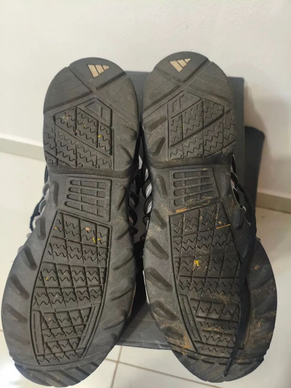 Adidas hellbender 43 preto e prata - Foto 5