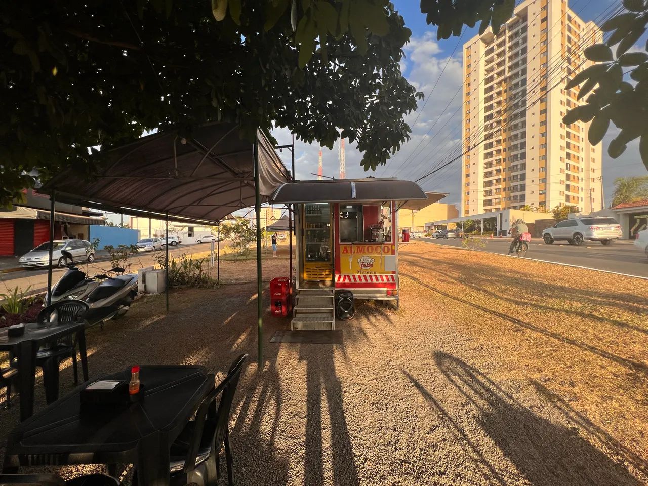 Trailer a venda junto com ponto fixo em Anápolis GO - Foto 3