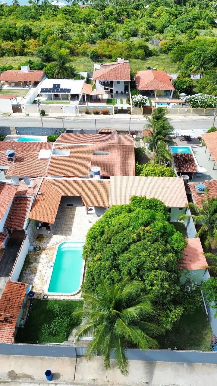 Casa de 4 quartos, sendo 2 suites em Sauaçuhy
