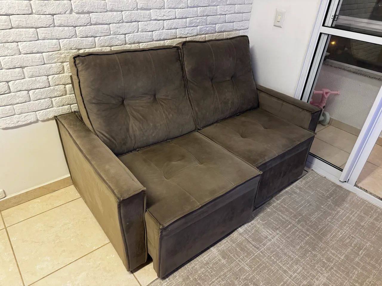 Sofá retrátil 1,5m