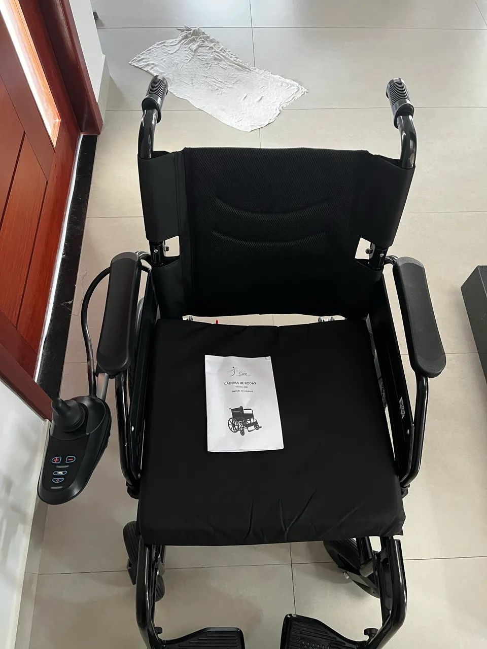 Cadeira de Rodas motorizada  - Foto 4