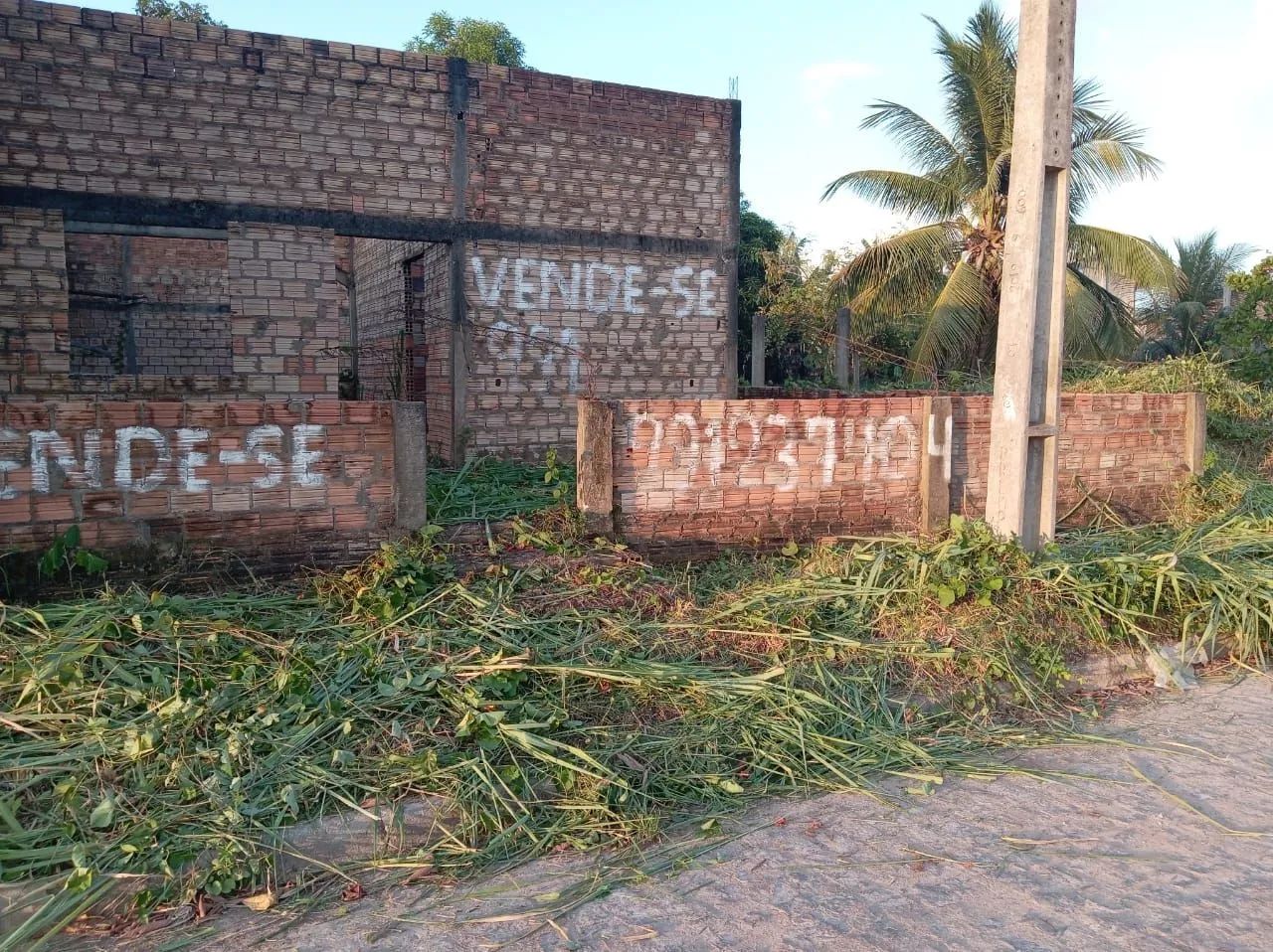 Casa com sobrado e ponto comercial  - Foto 3
