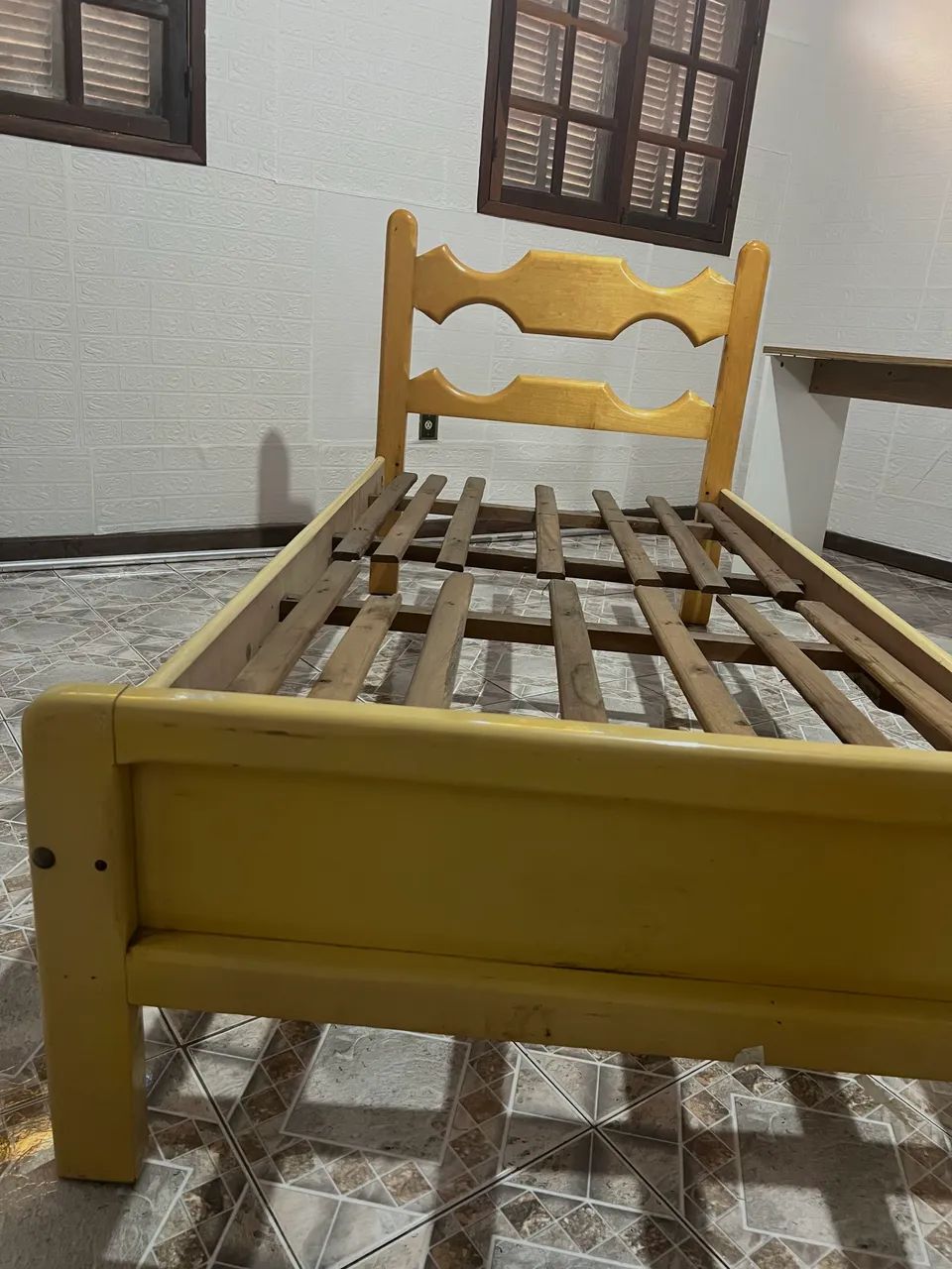 Cama de madeira maciça solteiro estilo rústico/vintage - Foto 2