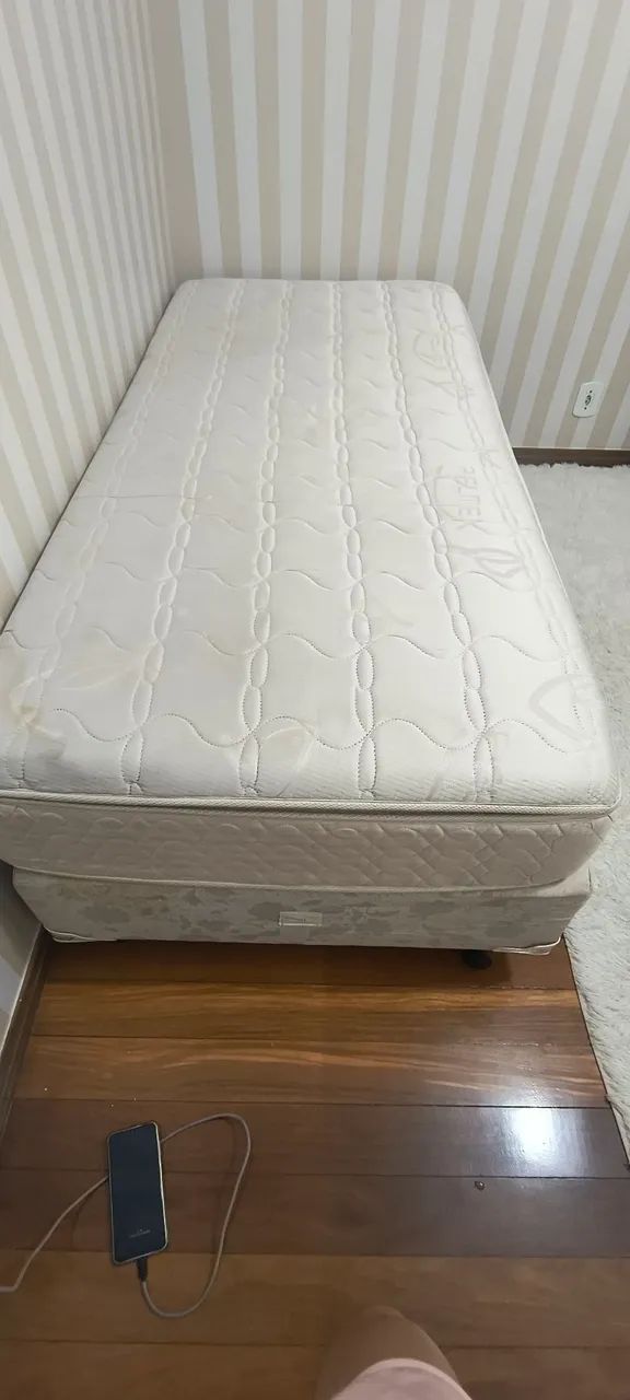 CAMA BOX DE SOLTEIRO