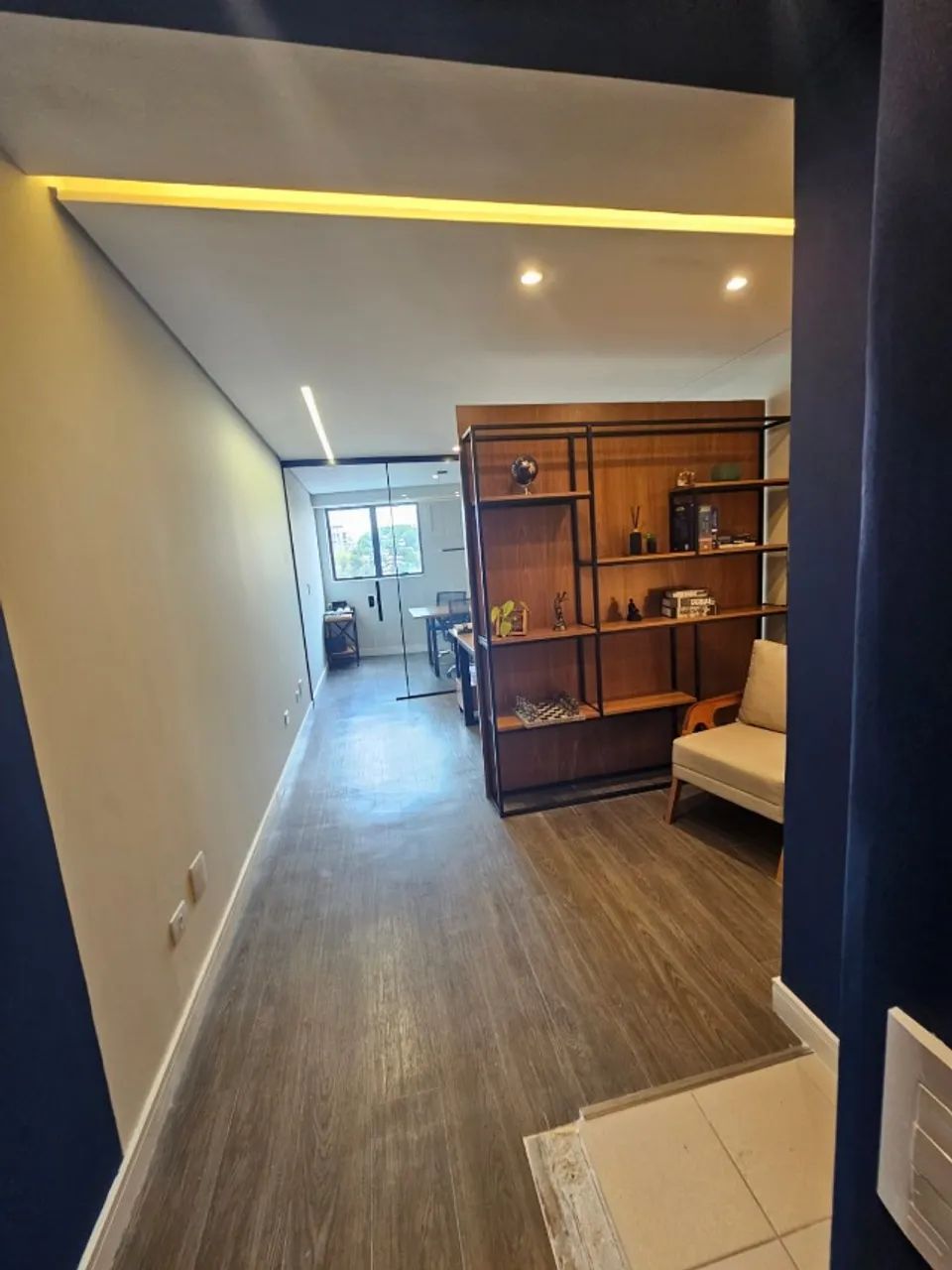 SALA COMERCIAL MOBILIADA E DECORADA NO CHAMPAGNAT - Foto 3
