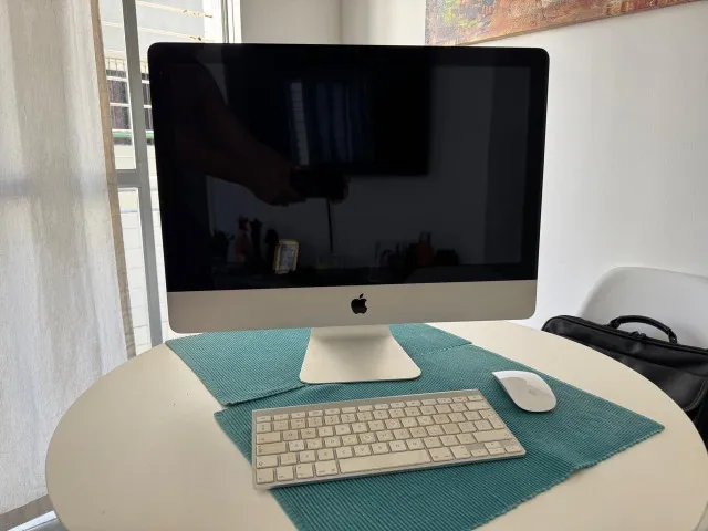 iMac (21.5-inch, Late 2009) - Computadores e Desktops - Casa