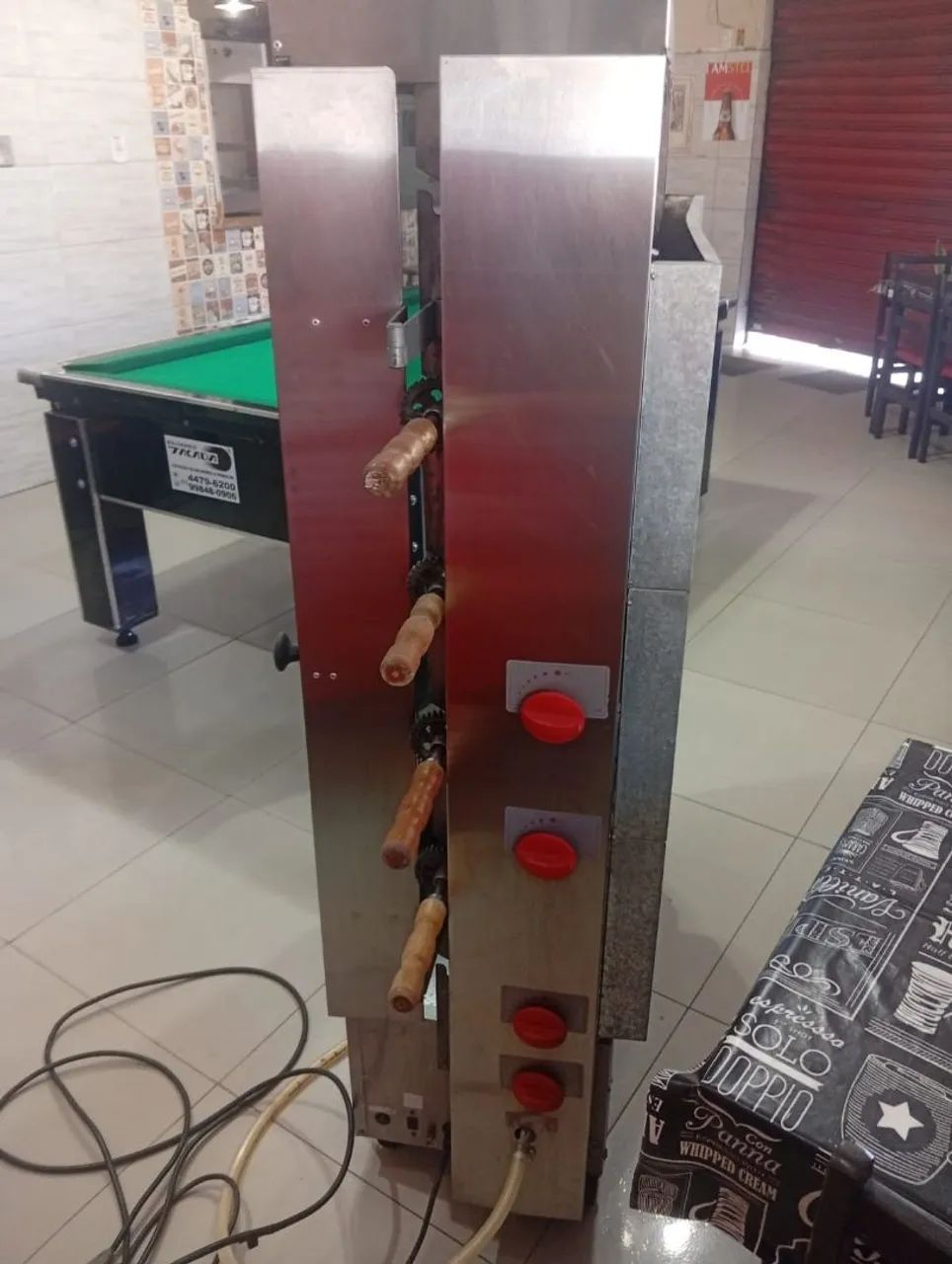 Máquina de frango PROGÁS seminova - Foto 4