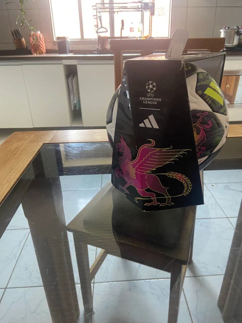 Bola Adidas Champions League Final 2026 - FIFA Quality Pro - Foto 3