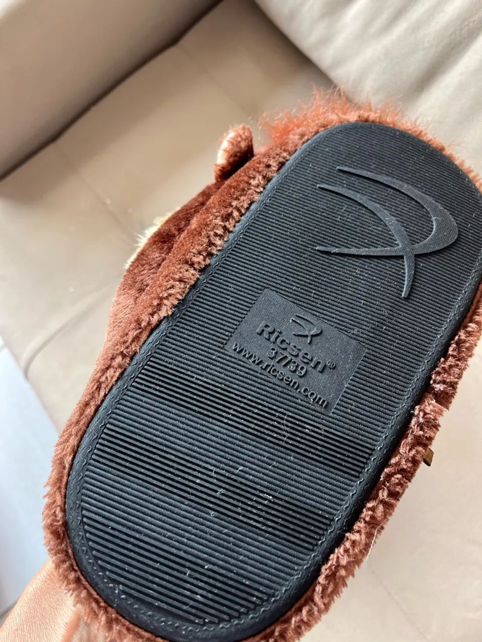 Pantufa original Tasmania  - Foto 5