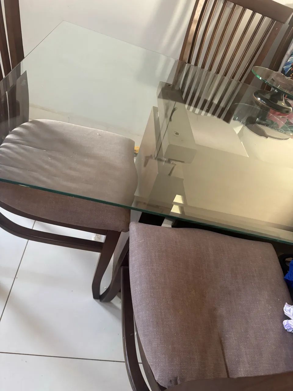 Vendo mesa de jantar em madeira  - Foto 5