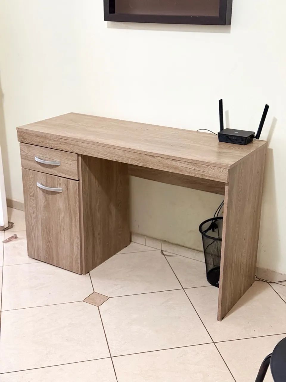 ESCRIVANINHA / MESA PARA HOME OFFICE 