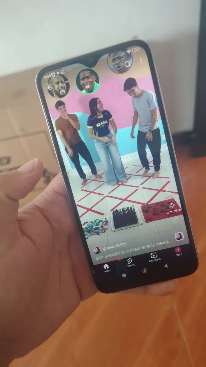 Vendo celular Redimi note 8 com 64 GB de memória 