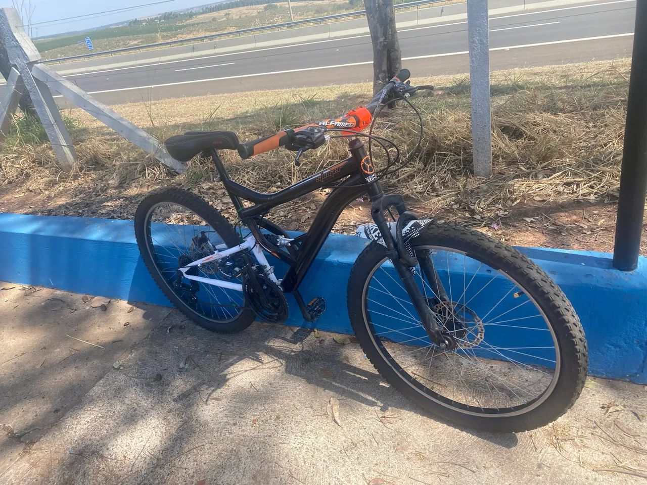 Bicicleta aro 26 - Foto 3
