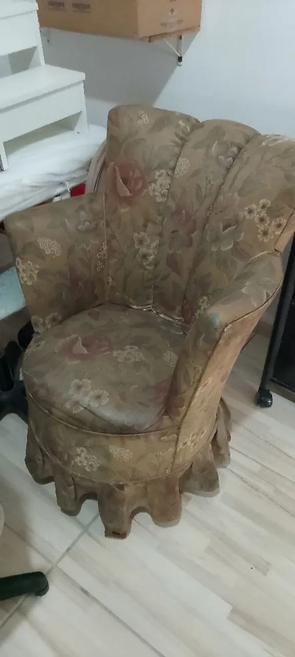 Maca e cadeira de salão de beleza