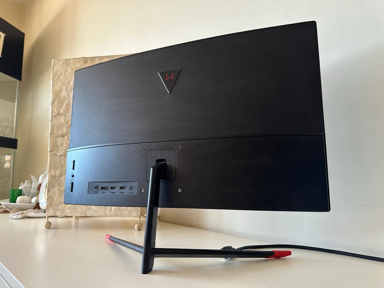 Monitor Gamer Warrior 144hz Curvo 1ms - Foto 5
