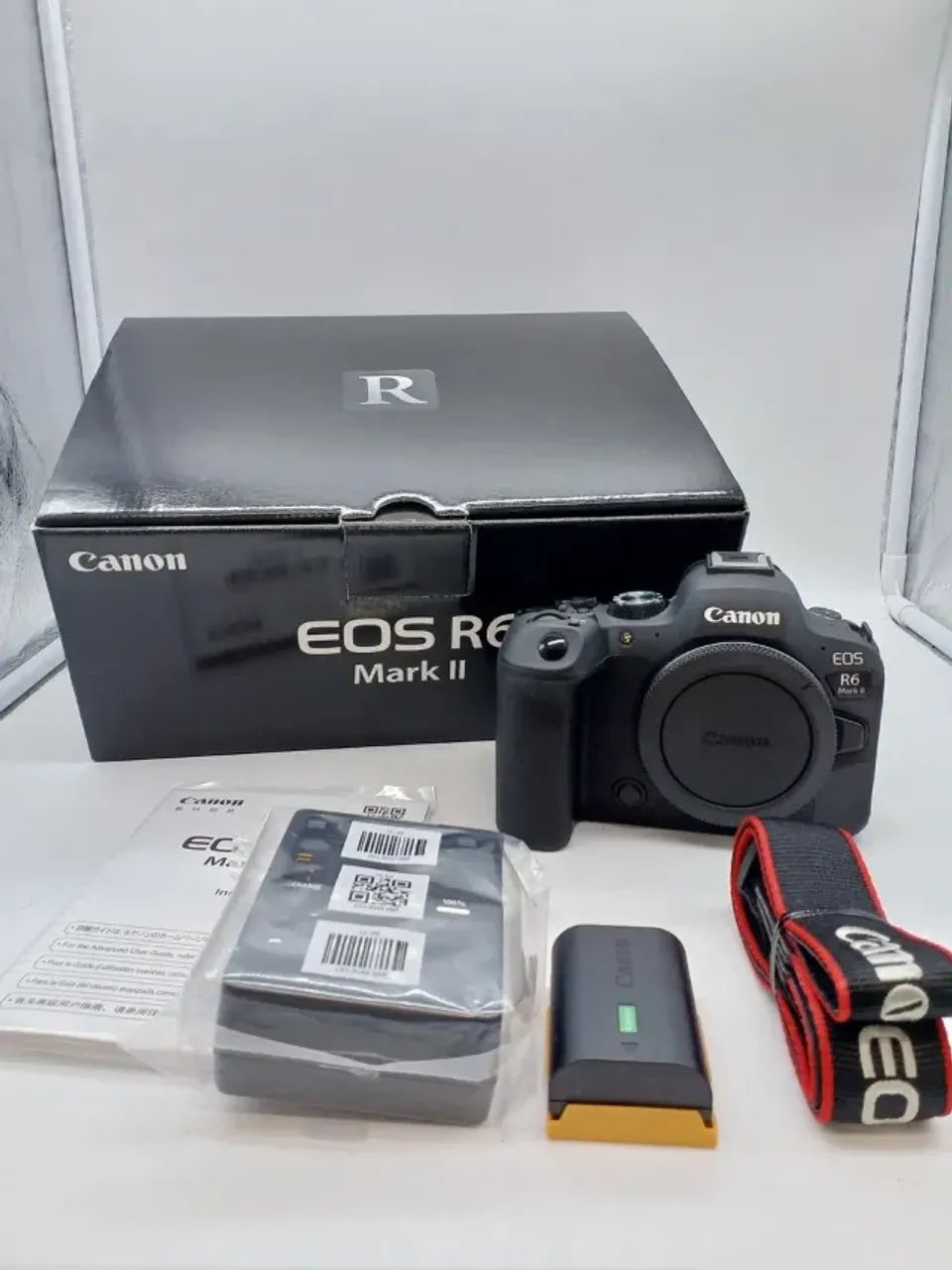 Câmera Canon R6 mark ii nova - Câmeras e Filmadoras - Ervália