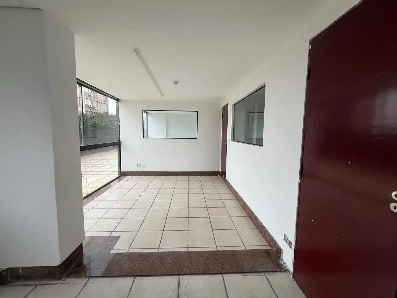 (74081) para aluguel - Andar com , no Floresta - Foto 2
