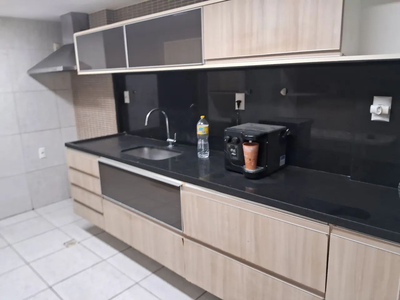 Espaçoso apartamento - Totalmente nascente - Foto 3