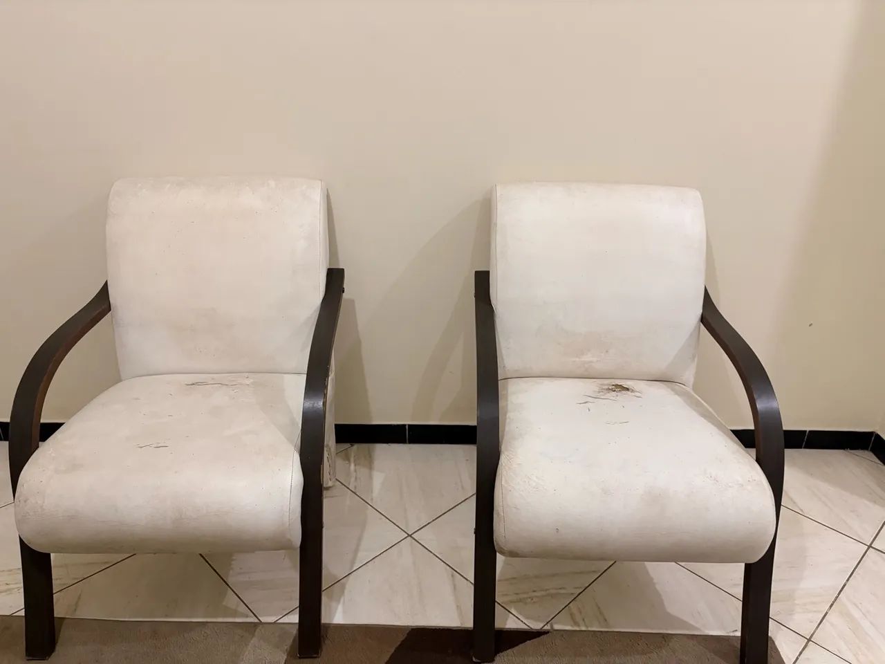 KIT 2 POLTRONAS E UM SOFA + LAVADORA DE LOUÇA  - Foto 2