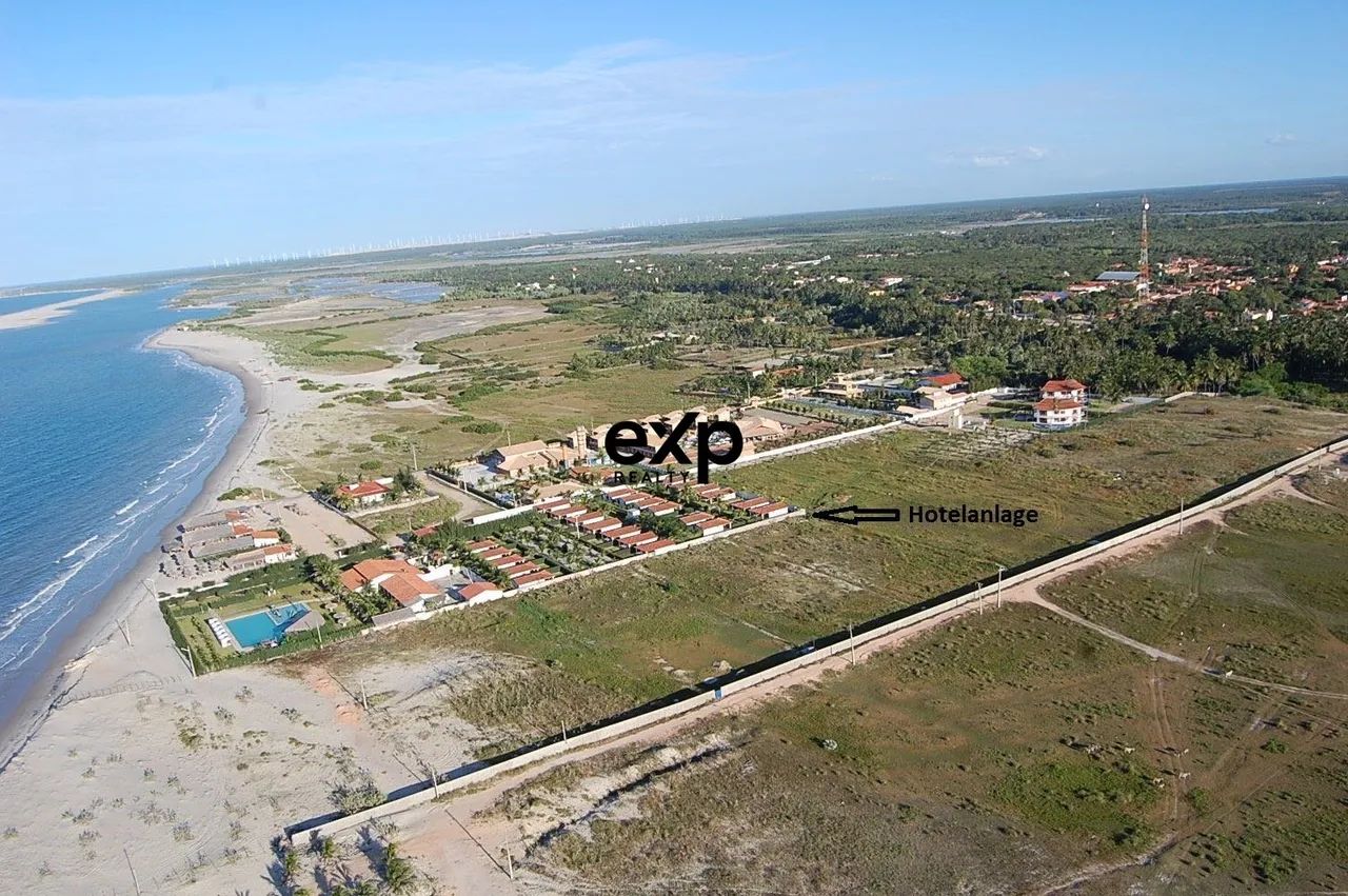 Terreno beira mar na praia de Parajuru.