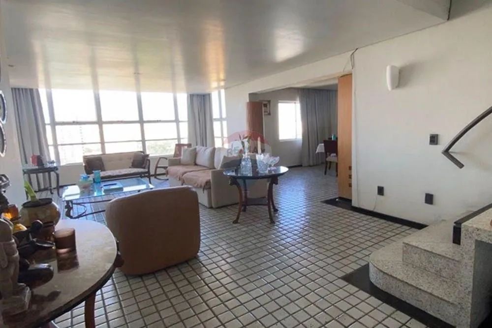 Cobertura em Casa Forte, 5 quartos