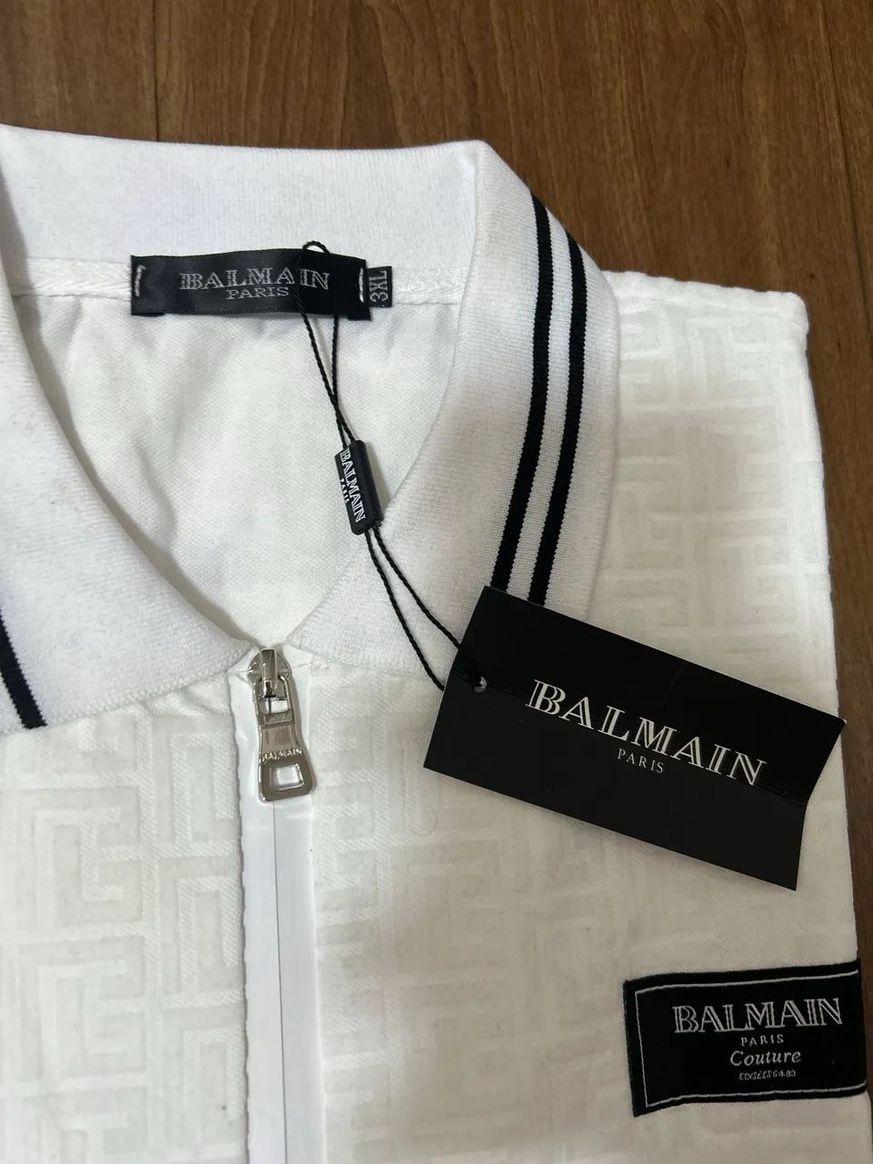 Camisa Polo zíper Balmain texturizada  - Foto 4