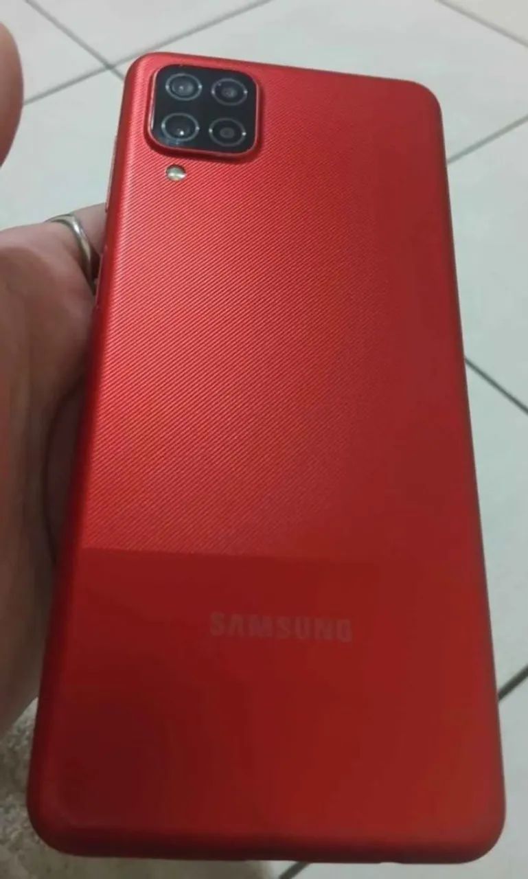 Celular praticamente novo, sem mt tempo de uso - Foto 3