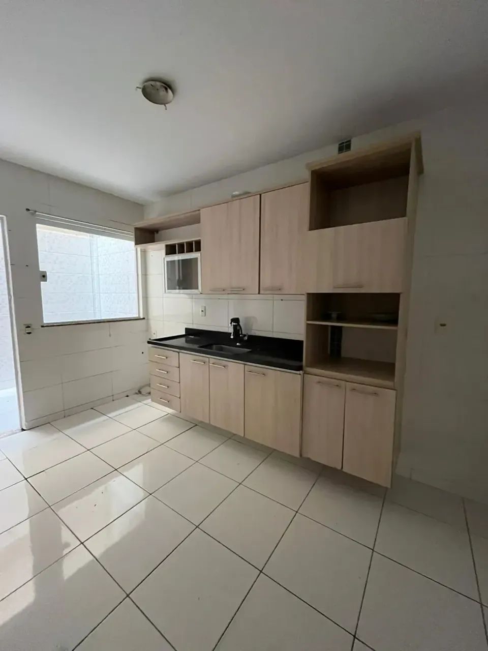 CASA DUPLEX 2 QUARTOS + GARAGEM COBERTA | TRINDADE próximo a praça - Foto 4