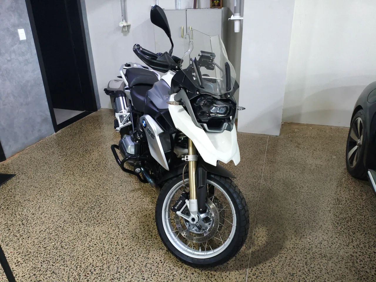 GS 1200