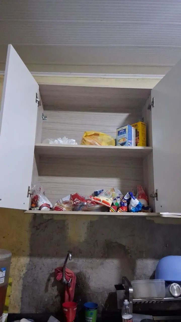 Armário de parede 