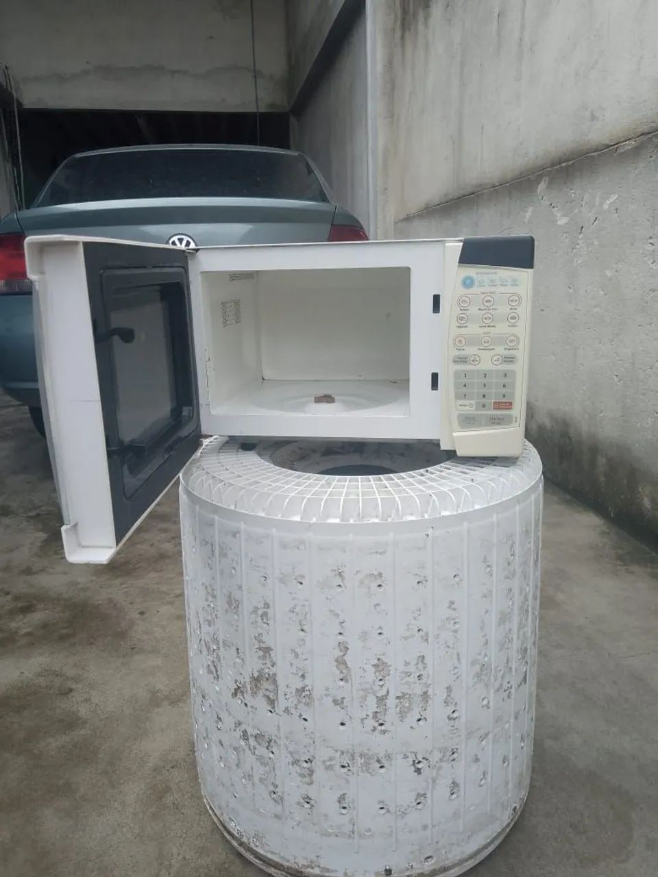 Microondas 20 litros - Foto 2