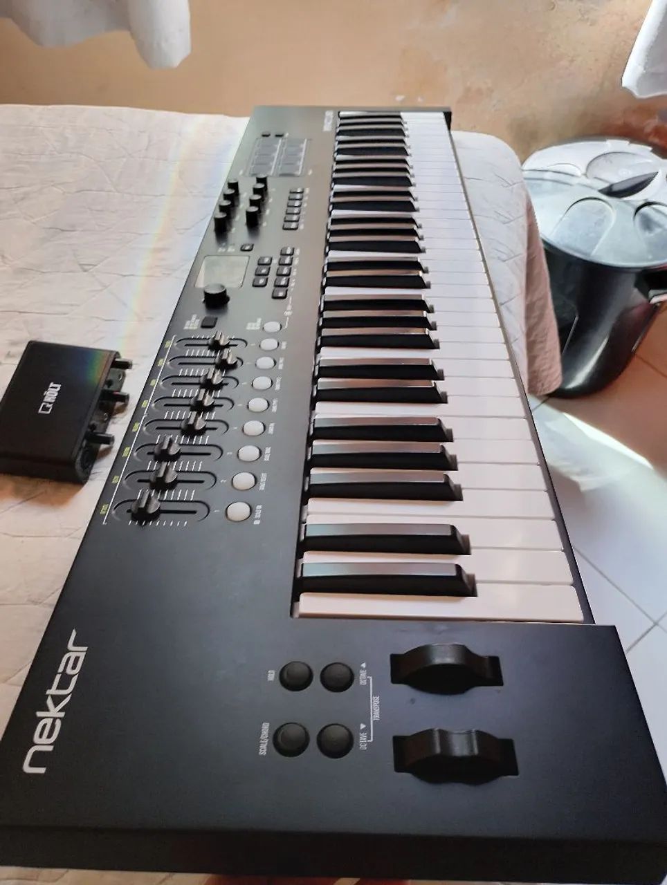Controlar Nektar LX61 MK3 + Interface de áudio Kolt - Foto 4