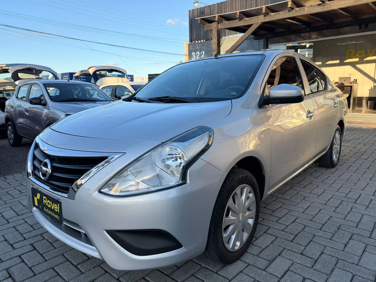 Nissan Versa 1.0 12V Flexstart 4P Mec. 2018 - Foto 2