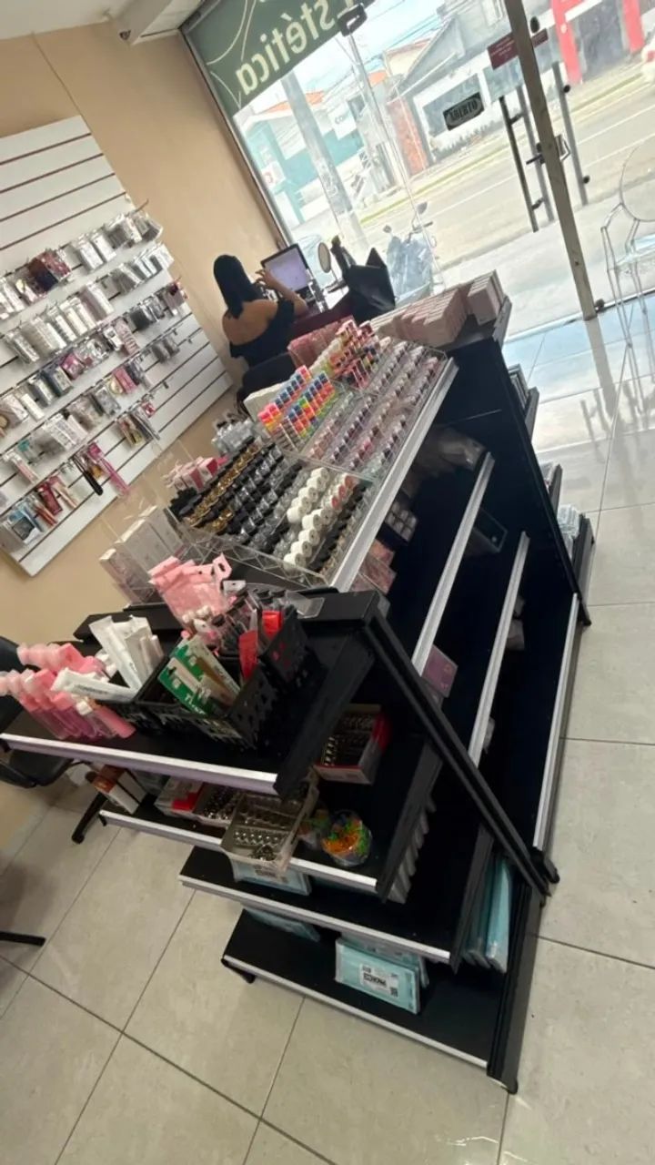 Gondolas e Estantes de Loja Comercial - Foto 2