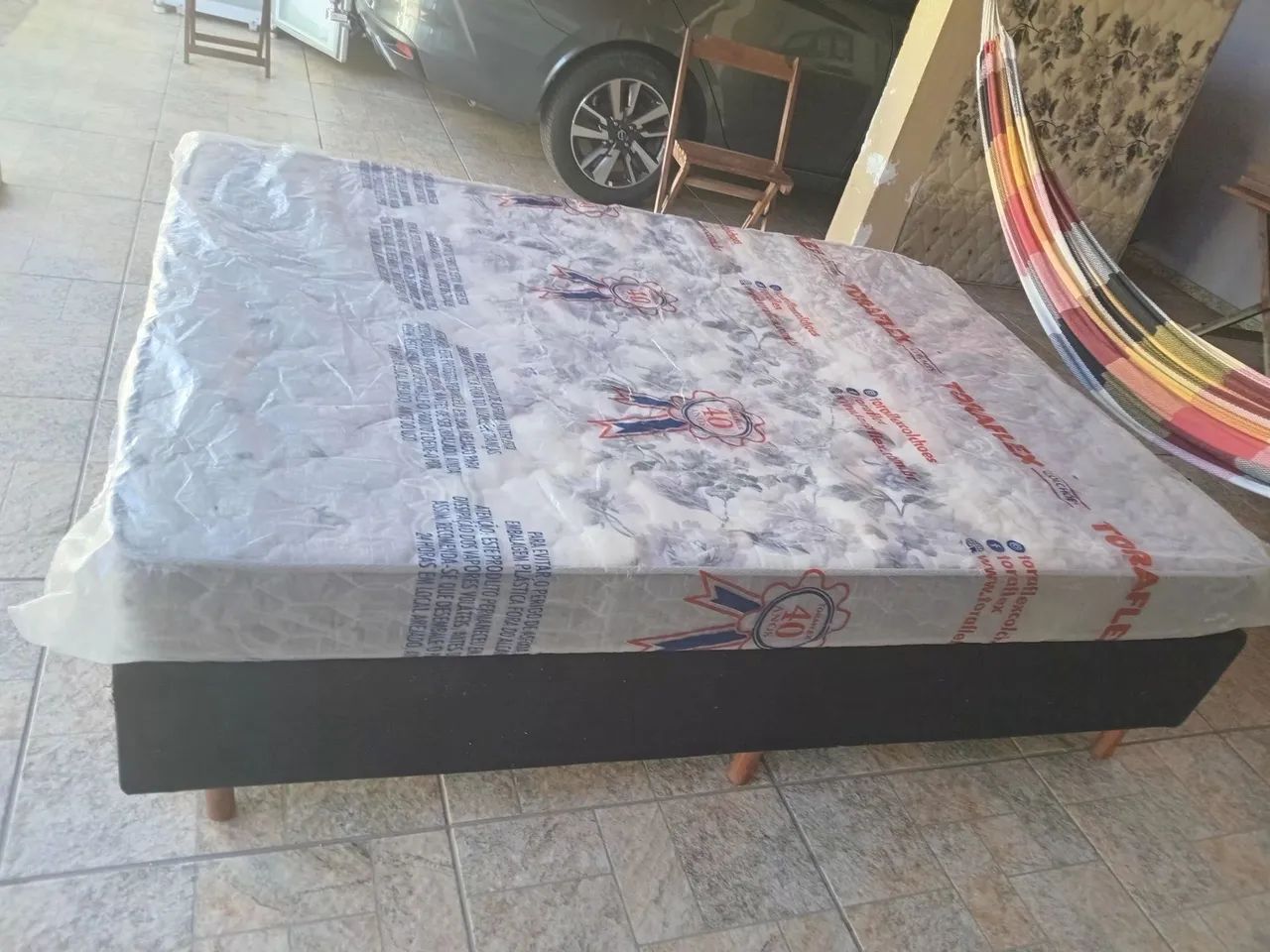Cama box casal semi nova 