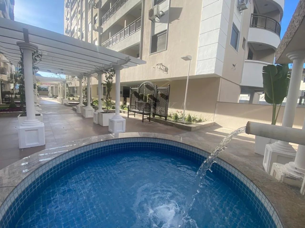 Apartamento para locacao no pantanal.