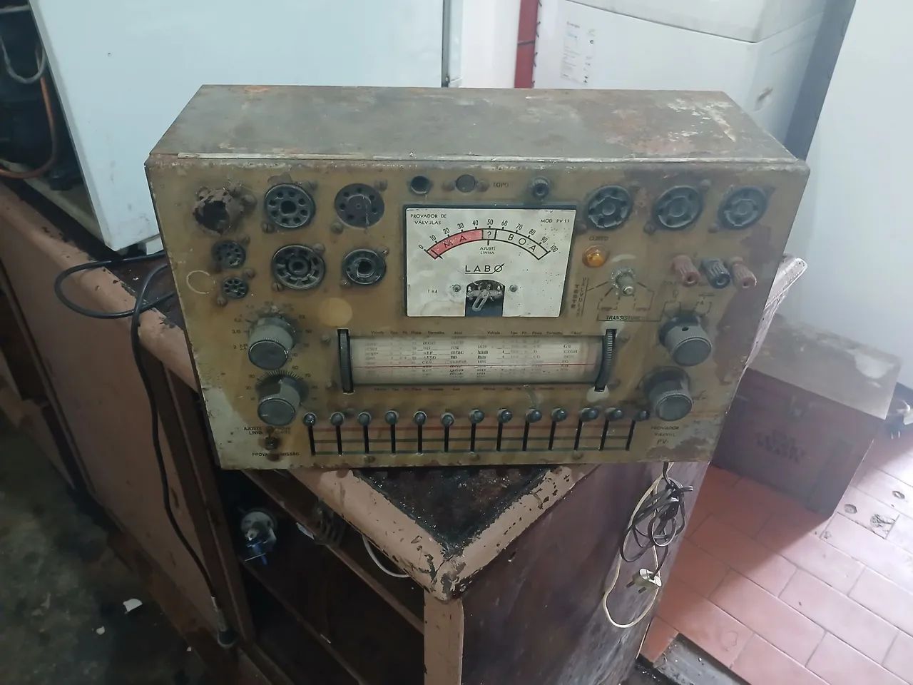 Testador de válvulas antigas - Foto 3