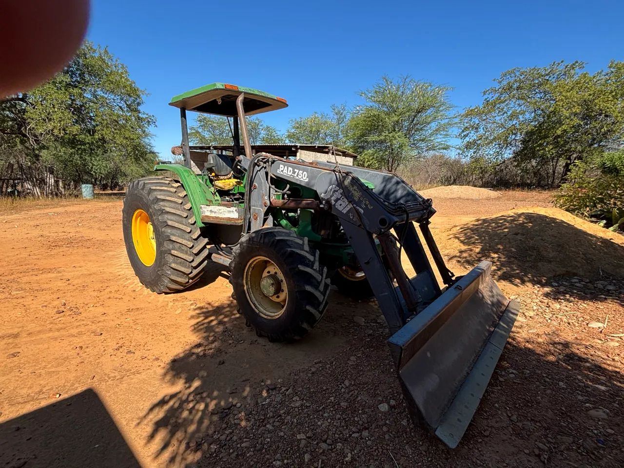 Trator john deere  segundo dono com nota fiscal  - Foto 2