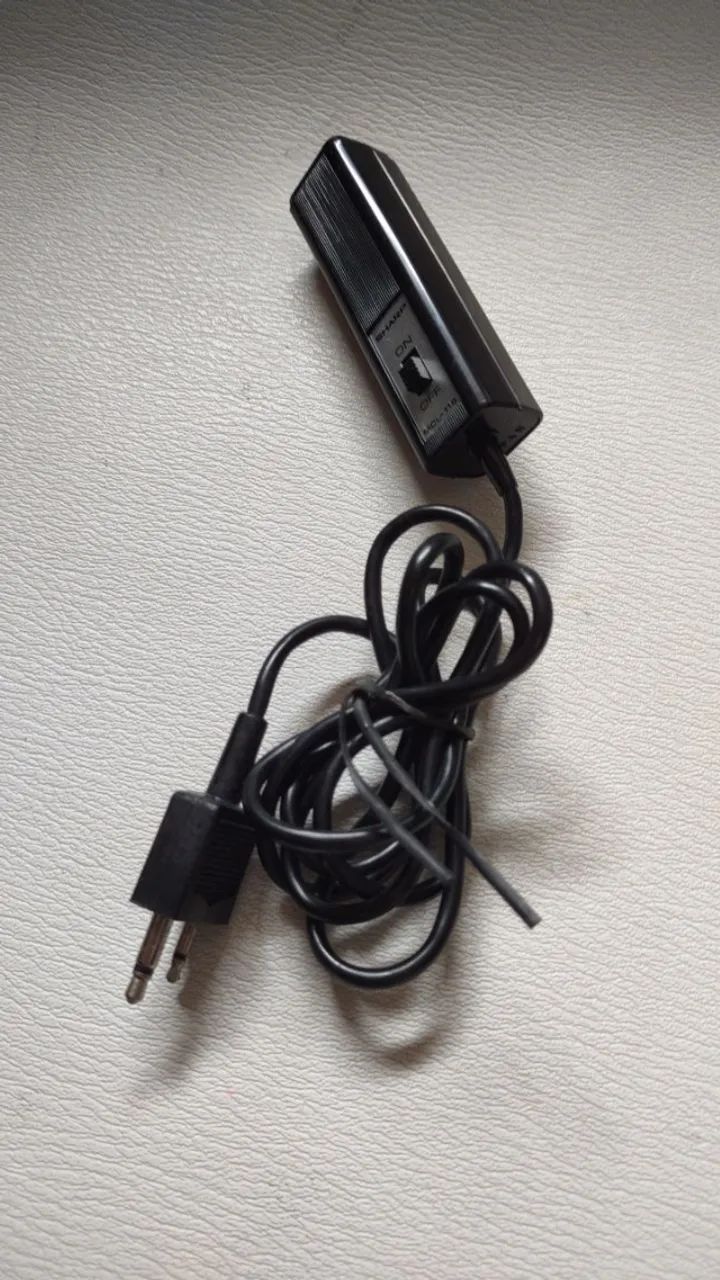 Microfone antigo Sharp MDL-11B para radio gravador antigo - Foto 2