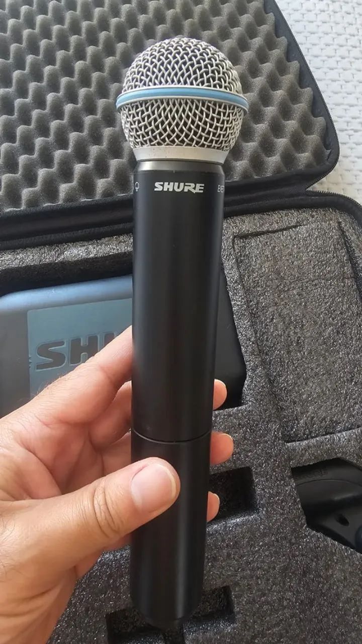 Microfone SHURE - vocal sem fio bastão BETA58 Shure BLX24/B58 - Foto 2