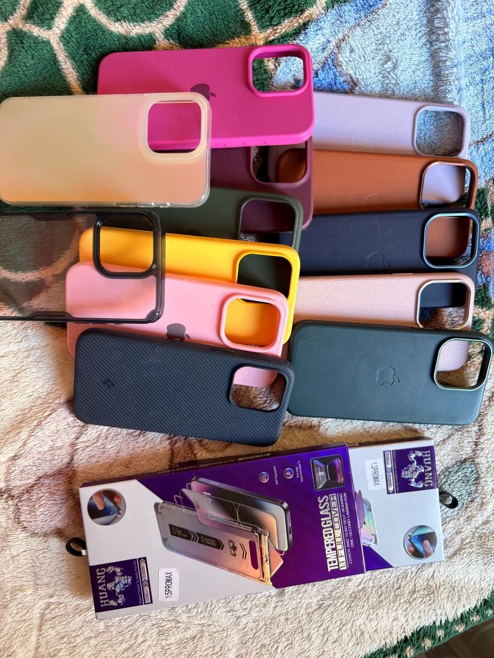     Kit com 13 Cases + 2 Películas para iPhone 15 Pro Max - Foto 2